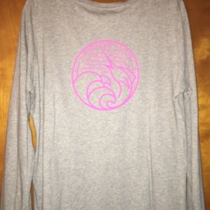 A vineyard vine long sleeve Tee